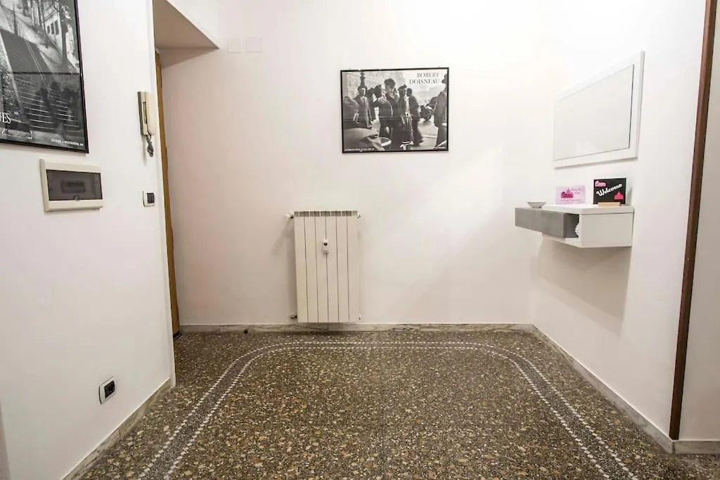 Roma In Rosa Apartment Italy